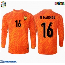 Camisa de Futebol França Mike Maignan #16 Goleiro Equipamento Secundário Europeu 2024 Manga Comprida